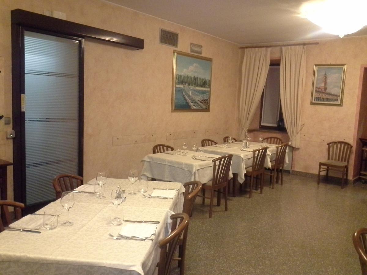 Hotel Ticino Ristorante Chierico Carbonara al Ticino Exterior photo